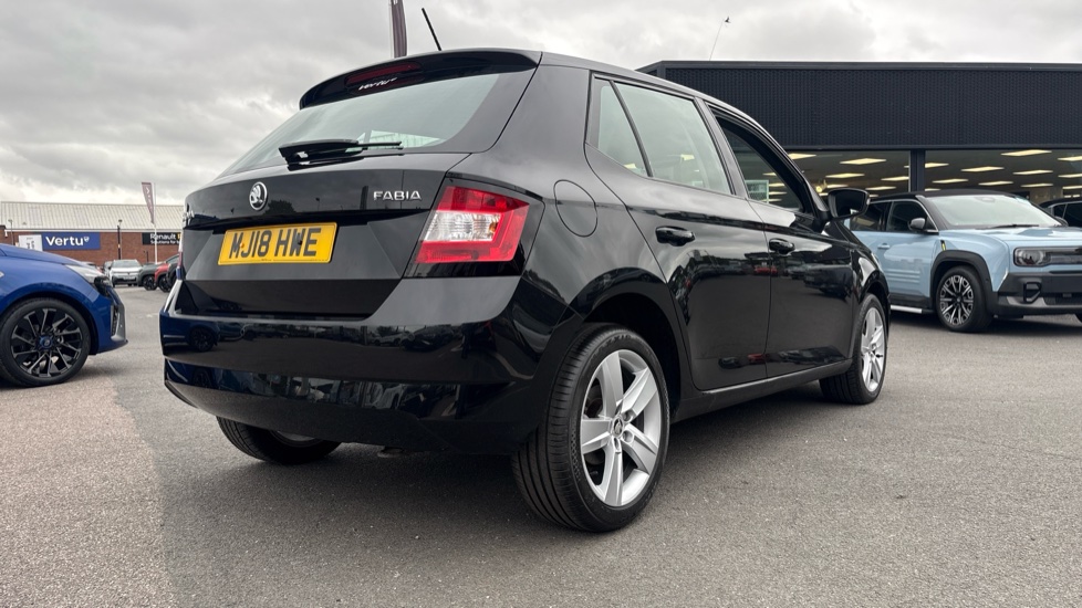 Skoda Fabia 1.0 TSI 110 SE L 5dr DSG Petrol Hatchback - Image 28