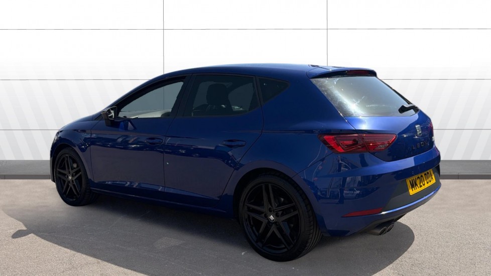 SEAT Leon 2.0 TDI 150 FR Black Edition [EZ] 5dr DSG Diesel Hatchback - Image 2