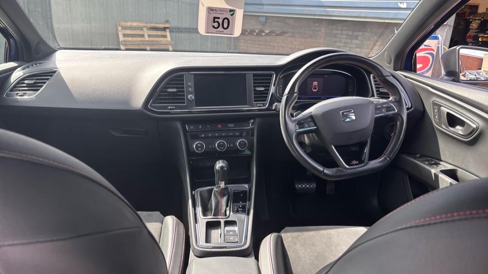 SEAT Leon 2.0 TDI 150 FR Black Edition [EZ] 5dr DSG Diesel Hatchback - Image 10