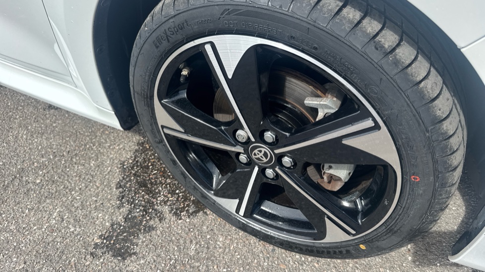 Toyota Yaris 1.5 Hybrid 130 Premiere Edition 5dr CVT Hybrid Hatchback - Image 23