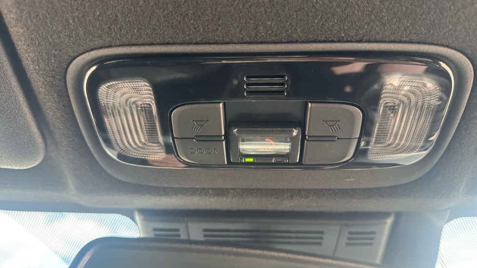 Toyota Yaris 1.5 Hybrid 130 Premiere Edition 5dr CVT Hybrid Hatchback - Image 45