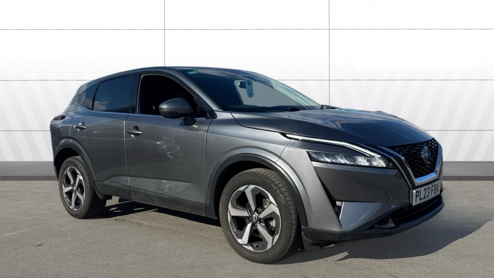 Nissan Qashqai 1.3 DiG-T MH 158 N-Connecta 5dr Xtronic Petrol Hatchback - Image 1
