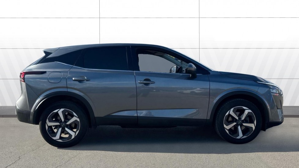Nissan Qashqai 1.3 DiG-T MH 158 N-Connecta 5dr Xtronic Petrol Hatchback - Image 5