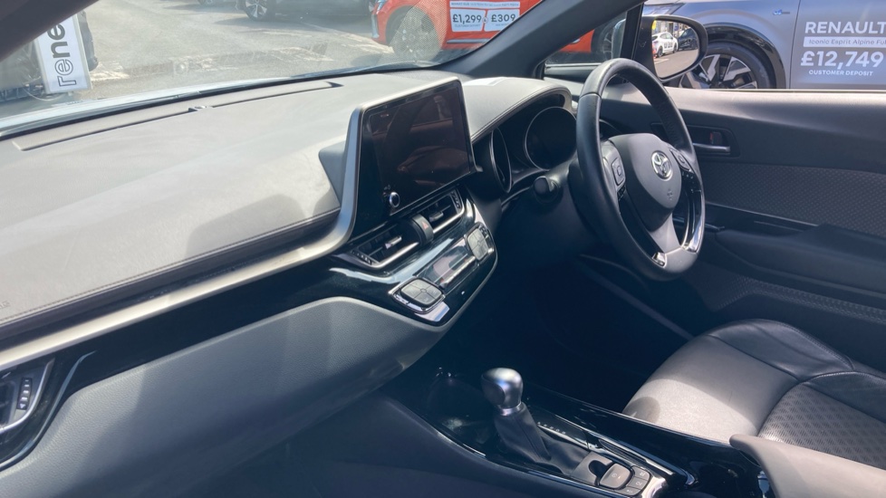 Toyota C-HR 1.8 Hybrid Excel 5dr CVT Hybrid Hatchback - Image 9