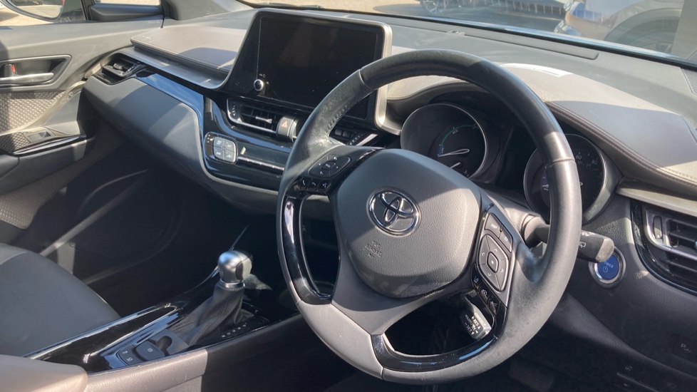 Toyota C-HR 1.8 Hybrid Excel 5dr CVT Hybrid Hatchback - Image 11