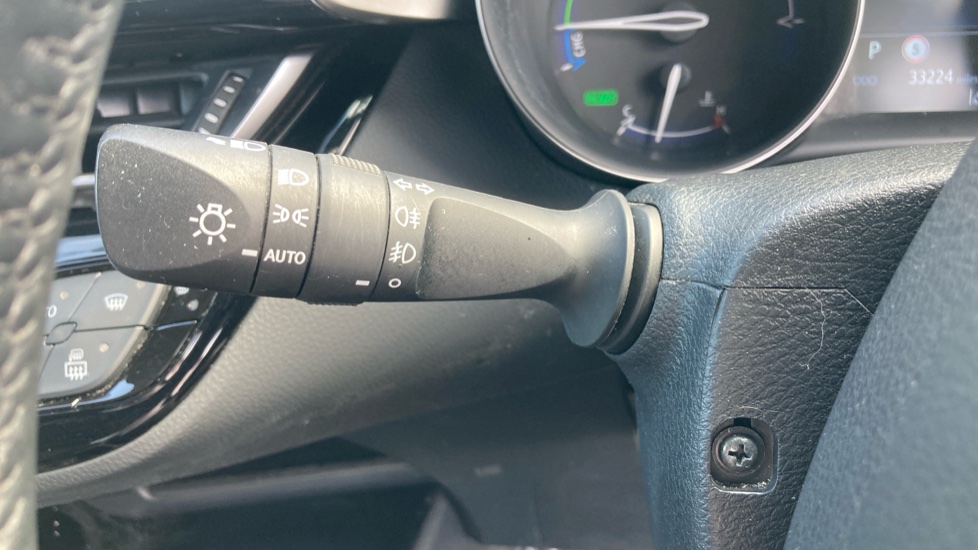 Toyota C-HR 1.8 Hybrid Excel 5dr CVT Hybrid Hatchback - Image 28