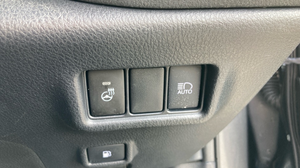 Toyota C-HR 1.8 Hybrid Excel 5dr CVT Hybrid Hatchback - Image 31