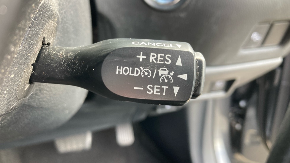 Toyota C-HR 1.8 Hybrid Excel 5dr CVT Hybrid Hatchback - Image 32