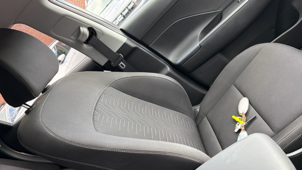 Hyundai KONA 160kW Advance 65kWh 5dr Auto Electric Hatchback - Image 32