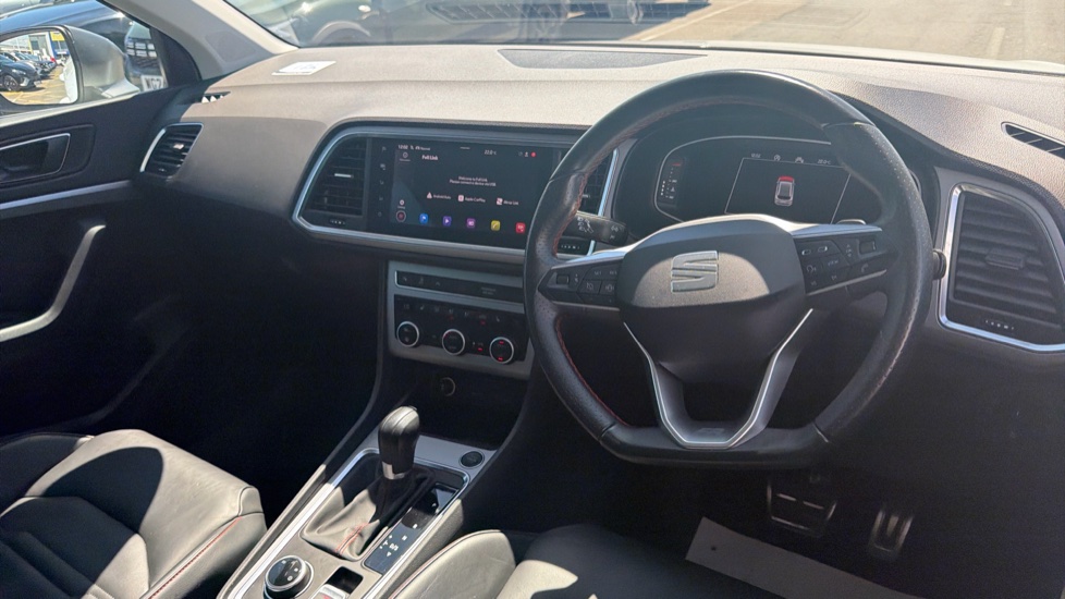 SEAT Ateca 1.5 TSI EVO FR Sport 5dr DSG Petrol Estate - Image 11