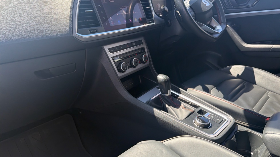 SEAT Ateca 1.5 TSI EVO FR Sport 5dr DSG Petrol Estate - Image 13