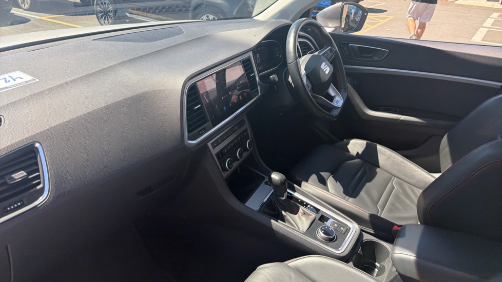 SEAT Ateca 1.5 TSI EVO FR Sport 5dr DSG Petrol Estate - Image 14