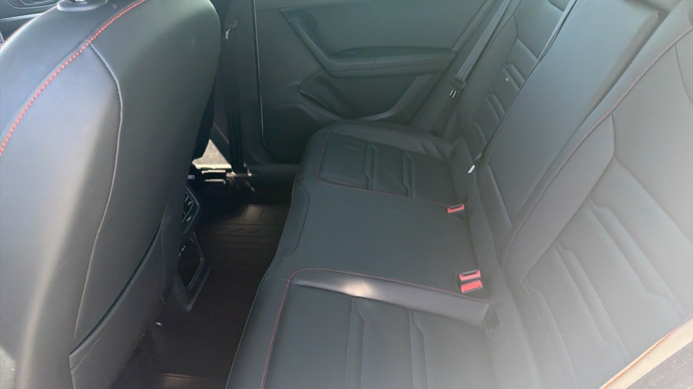 SEAT Ateca 1.5 TSI EVO FR Sport 5dr DSG Petrol Estate - Image 16