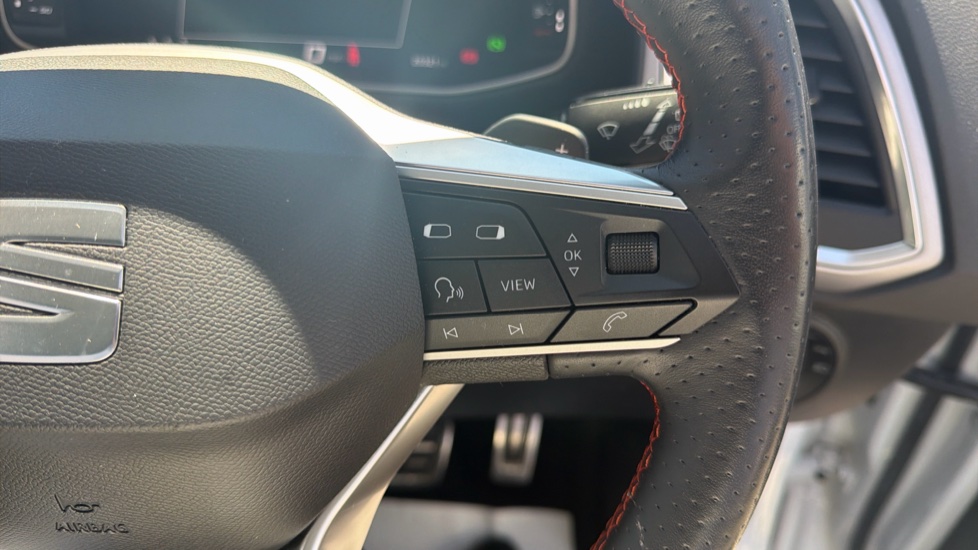 SEAT Ateca 1.5 TSI EVO FR Sport 5dr DSG Petrol Estate - Image 25