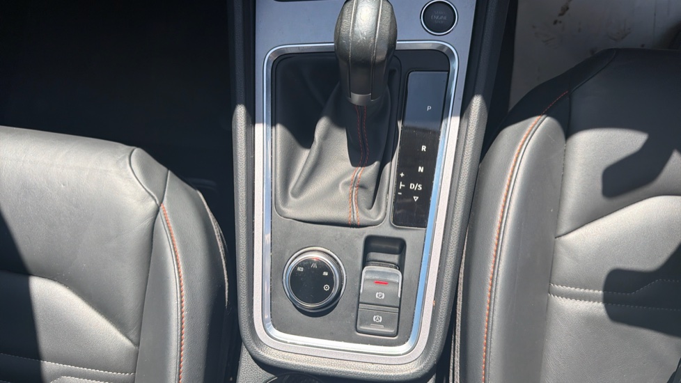 SEAT Ateca 1.5 TSI EVO FR Sport 5dr DSG Petrol Estate - Image 28