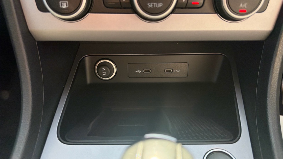 SEAT Ateca 1.5 TSI EVO FR Sport 5dr DSG Petrol Estate - Image 29