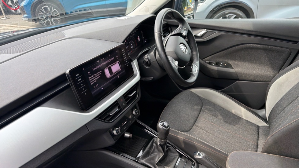 Skoda Kamiq 1.0 TSI 110 SE L 5dr Petrol Hatchback - Image 9