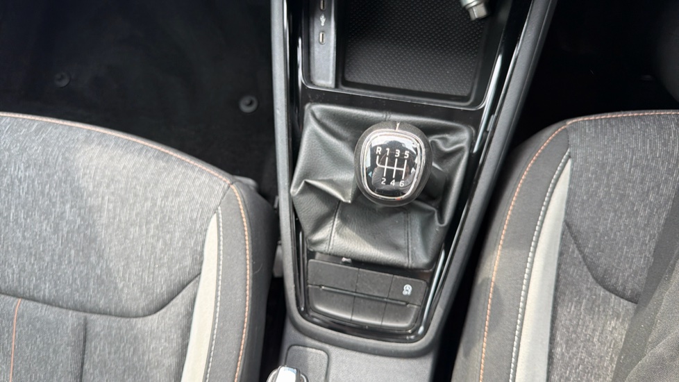 Skoda Kamiq 1.0 TSI 110 SE L 5dr Petrol Hatchback - Image 33