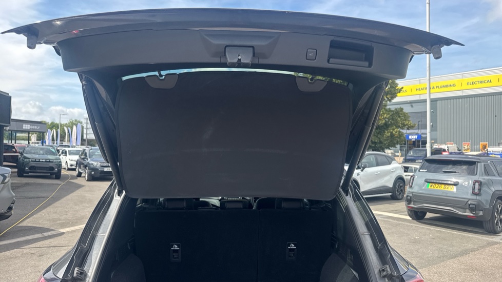 Ford Kuga 2.5 PHEV Vignale 5dr CVT Estate - Image 24