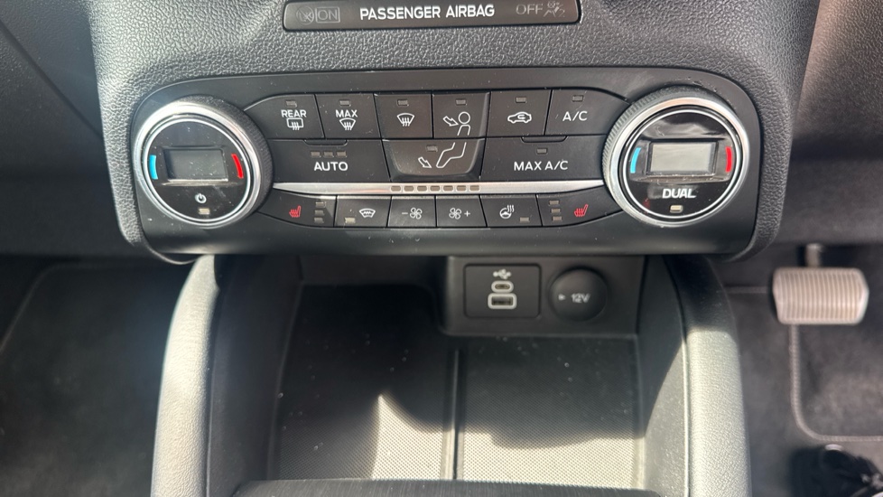 Ford Kuga 2.5 PHEV Vignale 5dr CVT Estate - Image 47