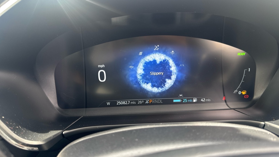 Ford Kuga 2.5 PHEV Vignale 5dr CVT Estate - Image 68
