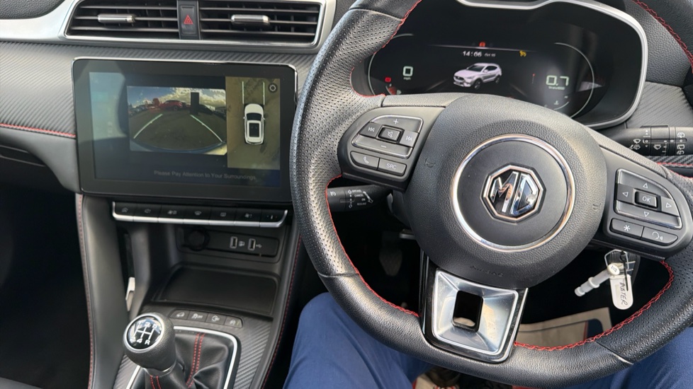 MG ZS 1.5 VTi-TECH Exclusive 5dr Petrol Hatchback - Image 10