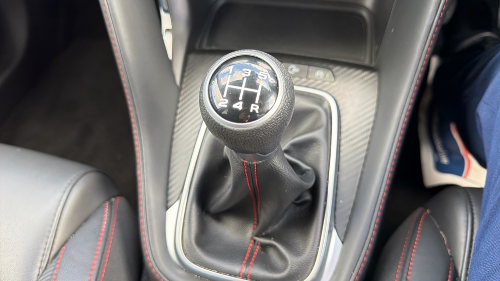 MG ZS 1.5 VTi-TECH Exclusive 5dr Petrol Hatchback - Image 13