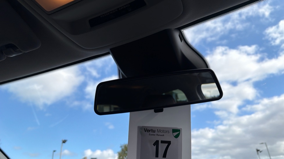 MG ZS 1.5 VTi-TECH Exclusive 5dr Petrol Hatchback - Image 32