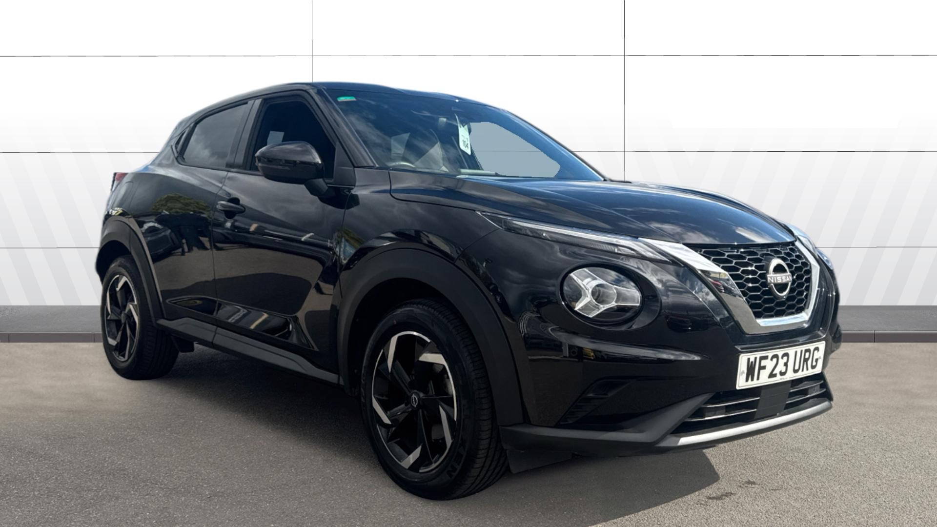 Nissan Juke listing photo