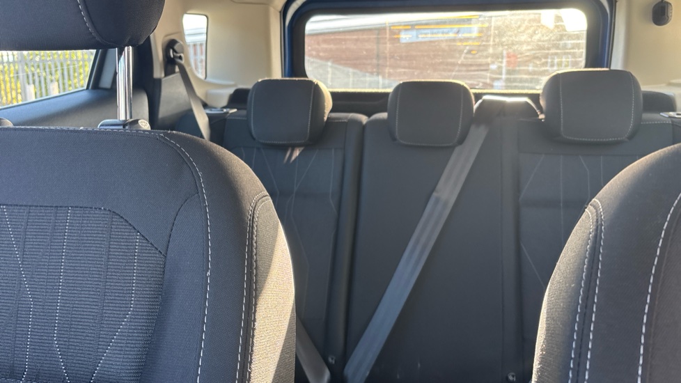 Ford EcoSport 1.0 EcoBoost 125 Zetec 5dr Auto Petrol Hatchback - Image 15