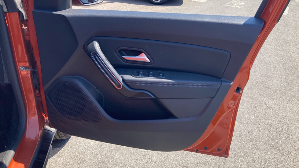Dacia Duster 1.3 TCe 130 Prestige 5dr Petrol Estate - Image 35