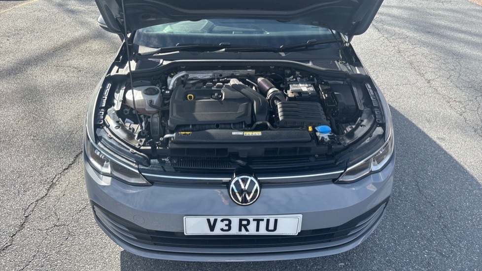 Volkswagen Golf 1.5 TSI Life 5dr Petrol Hatchback - Image 8