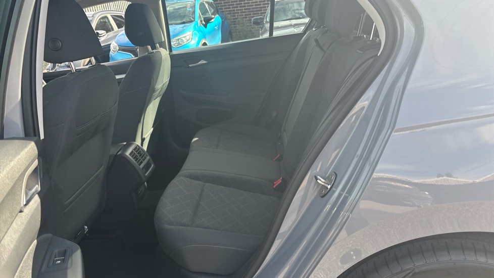 Volkswagen Golf 1.5 TSI Life 5dr Petrol Hatchback - Image 16
