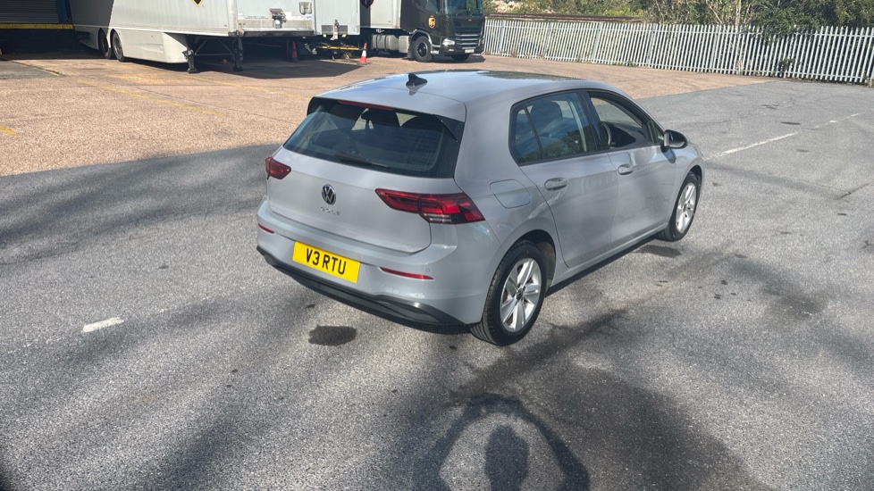 Volkswagen Golf 1.5 TSI Life 5dr Petrol Hatchback - Image 27