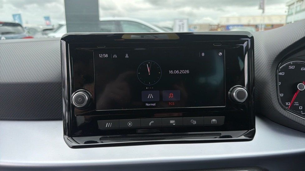 SEAT Arona 1.0 TSI 110 FR Edition 5dr Petrol Hatchback - Image 12