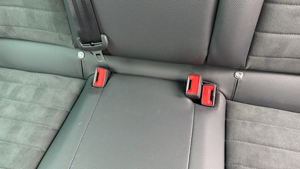 SEAT Arona 1.0 TSI 110 FR Edition 5dr Petrol Hatchback - Image 17