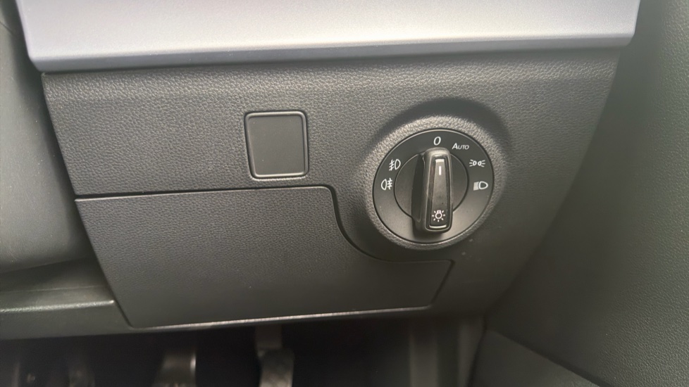 SEAT Arona 1.0 TSI 110 FR Edition 5dr Petrol Hatchback - Image 23