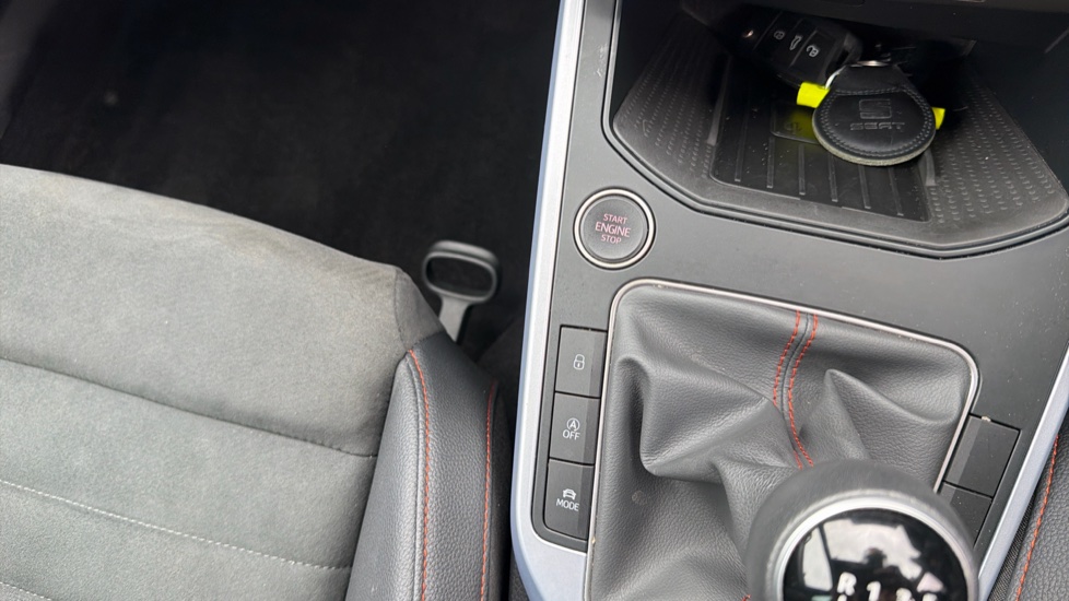 SEAT Arona 1.0 TSI 110 FR Edition 5dr Petrol Hatchback - Image 24