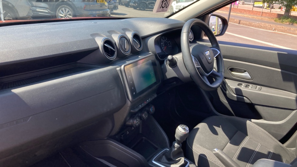 Dacia Duster 1.0 TCe 90 Comfort 5dr Petrol Estate - Image 9