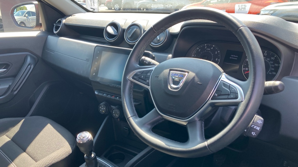 Dacia Duster 1.0 TCe 90 Comfort 5dr Petrol Estate - Image 11