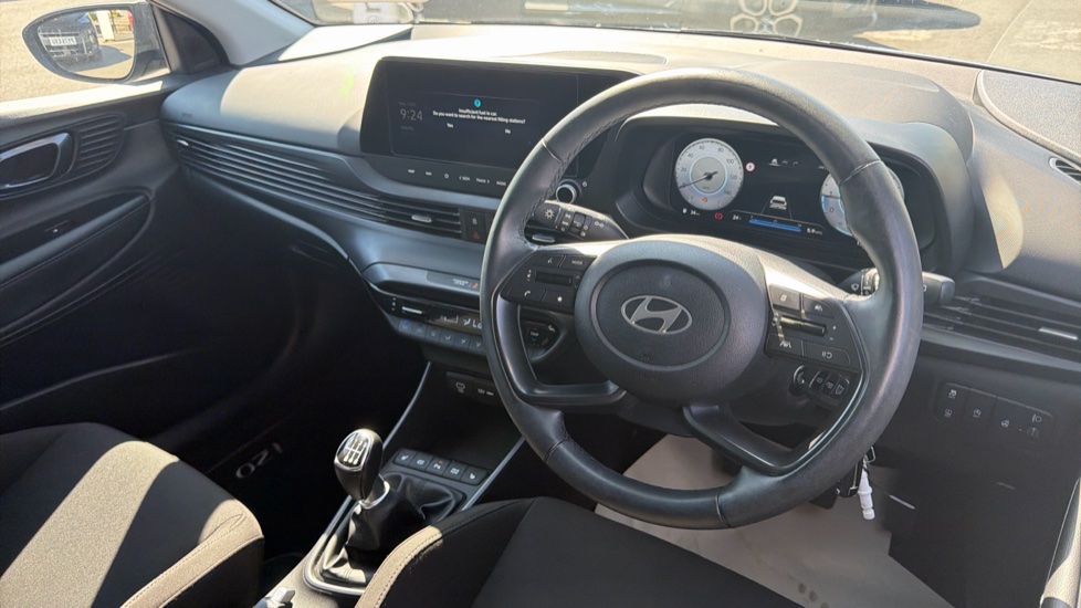 Hyundai i20 1.0T GDi Premium 5dr Petrol Hatchback - Image 11
