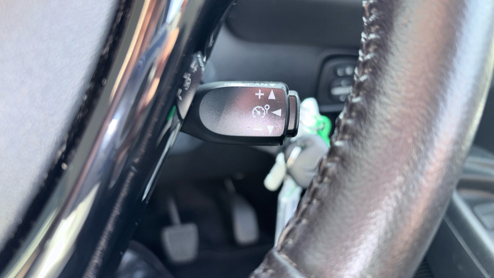 Citroen C1 1.2 PureTech Flair 5dr Petrol Hatchback - Image 21