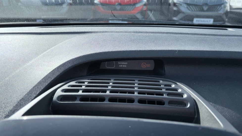 Citroen C1 1.2 PureTech Flair 5dr Petrol Hatchback - Image 29