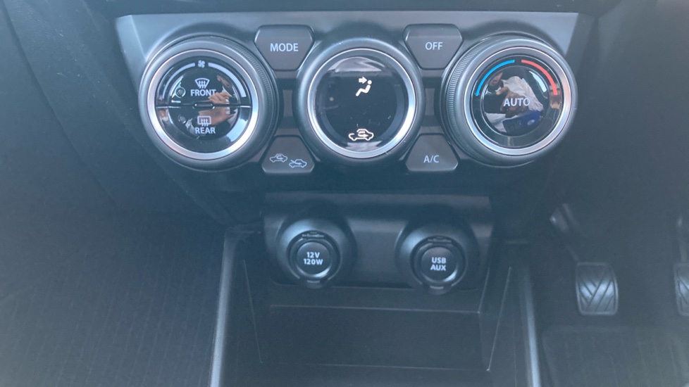 Suzuki Swift 1.2 Dualjet 83 12V Hybrid SZ5 5dr Petrol Hatchback - Image 22