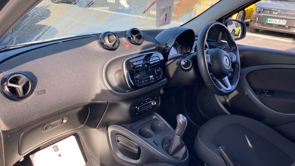 smart forfour hatchback 1.0 Passion 5dr Petrol Hatchback - Image 9