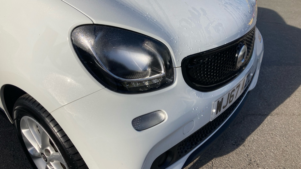 smart forfour hatchback 1.0 Passion 5dr Petrol Hatchback - Image 37
