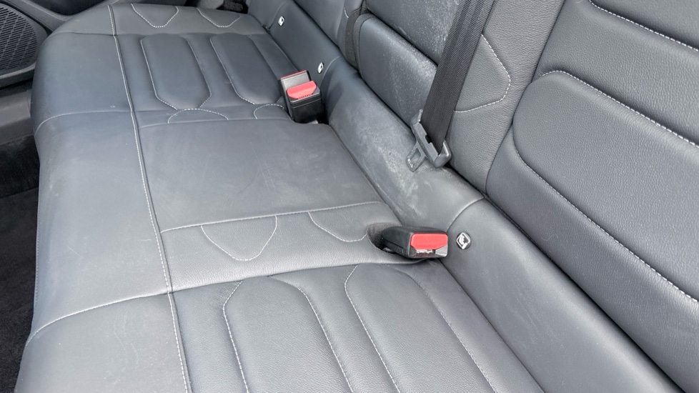 Citroen C4 1.2 PureTech [130] Shine Plus 5dr Auto Petrol Hatchback - Image 17