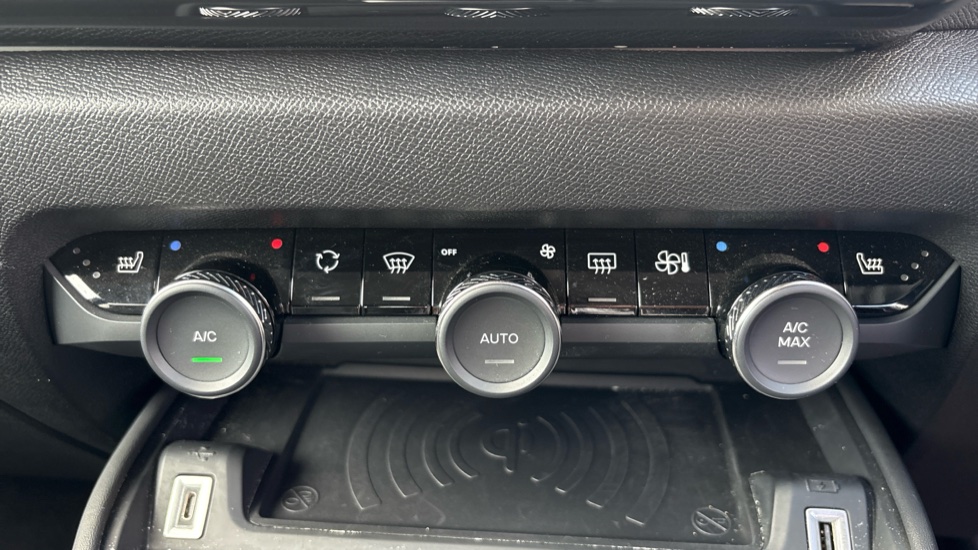 Citroen C4 1.2 PureTech [130] Shine Plus 5dr Auto Petrol Hatchback - Image 29