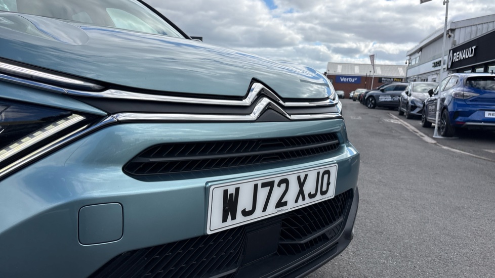 Citroen C4 1.2 PureTech [130] Shine Plus 5dr Auto Petrol Hatchback - Image 38