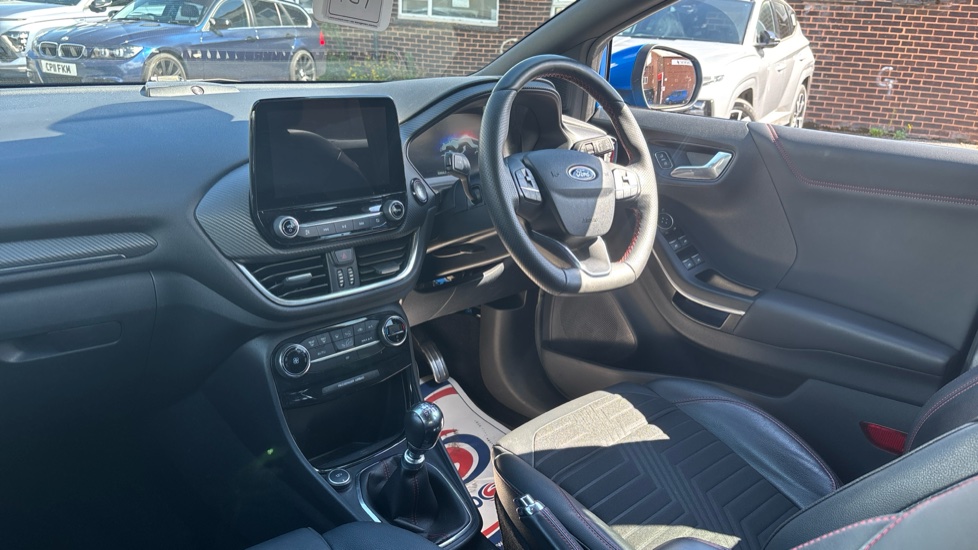 Ford Puma 1.0 EcoBoost Hybrid mHEV ST-Line X First Ed 5dr Petrol Hatchback - Image 9